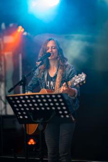 Lara Brunow Lara Brunow