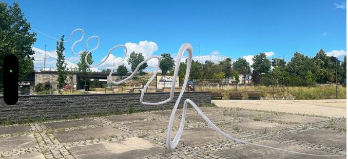2026 Ansicht eines digitalen Zwilllings der Stahlskulptur „Lost Calla des Marais“ auf dem Vorplatz der Villa Schmidt 